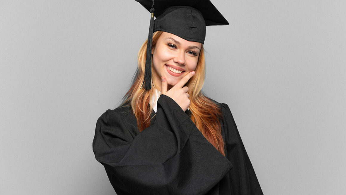 Mezuniyet Fotoğraf Çekimi | Profesyonel Mezuniyet Pozları – NPR Ajans